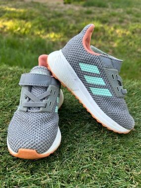 Adidas Duramo ,Girl's Size 7k, Shoes Grey Peach BC0825
